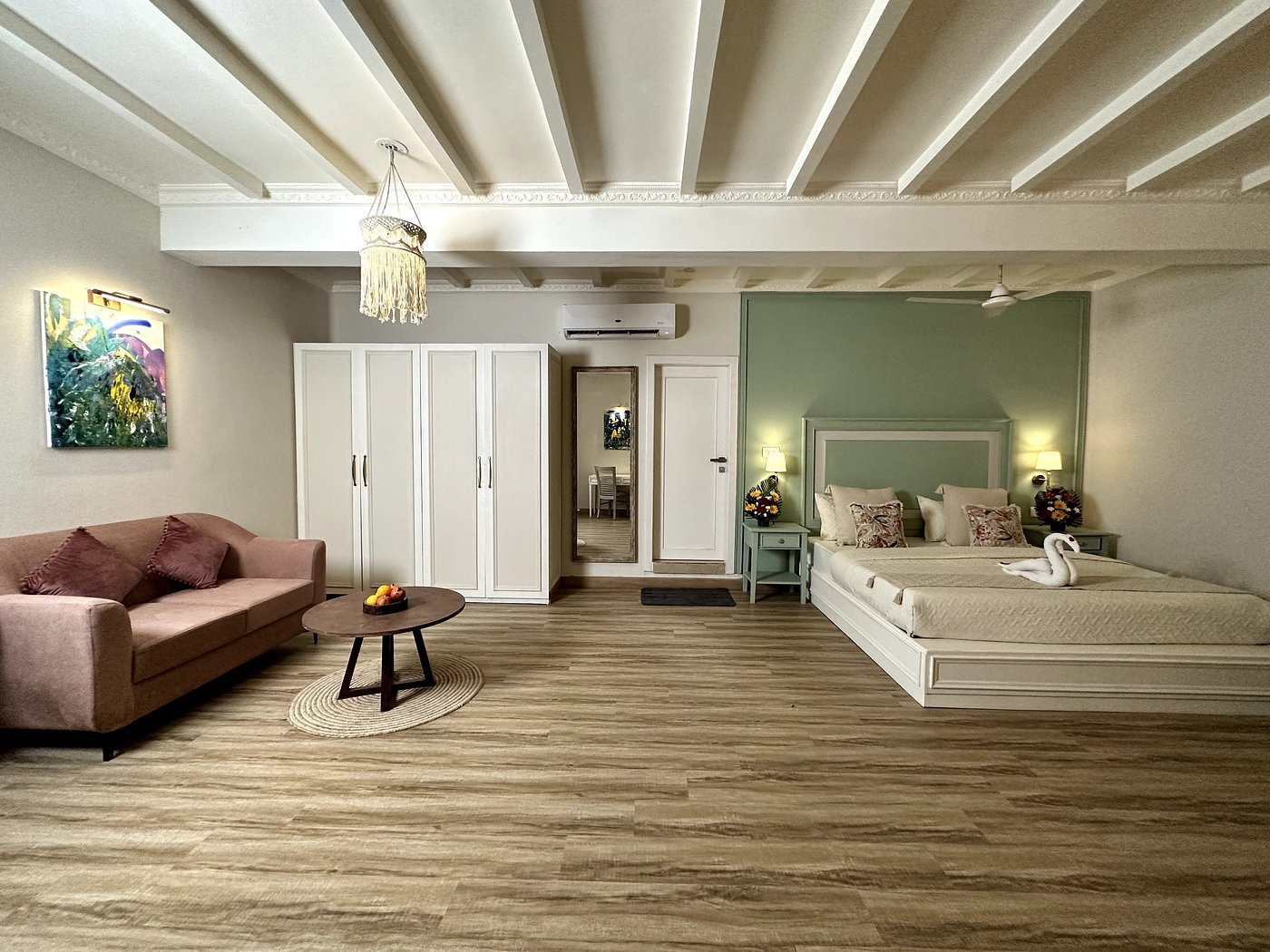 Wavecrest Suite