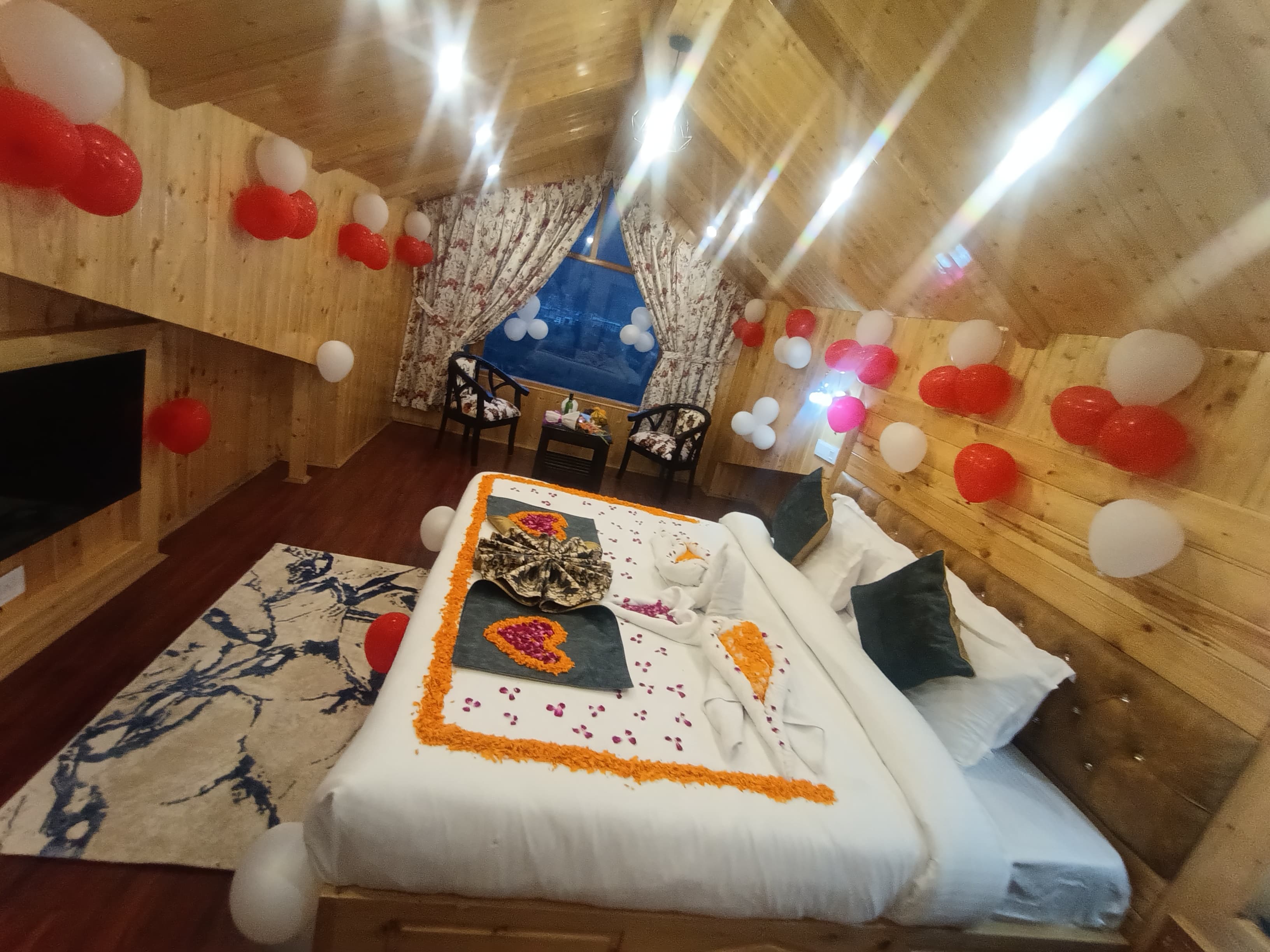 Attic / Honeymoon Rooms view 6