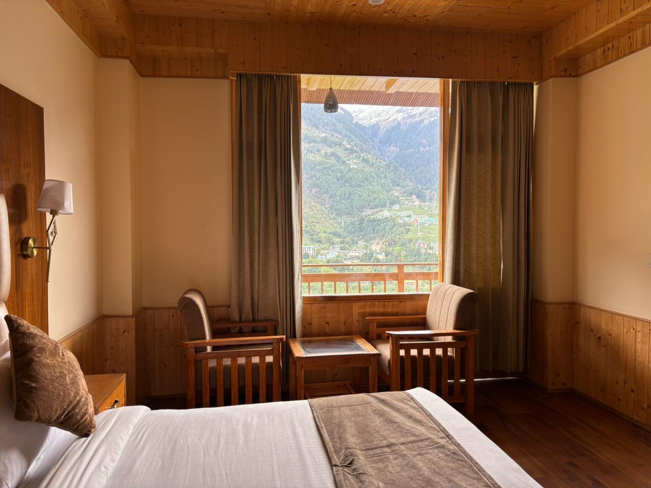Premium Rooms (Front View) view 3